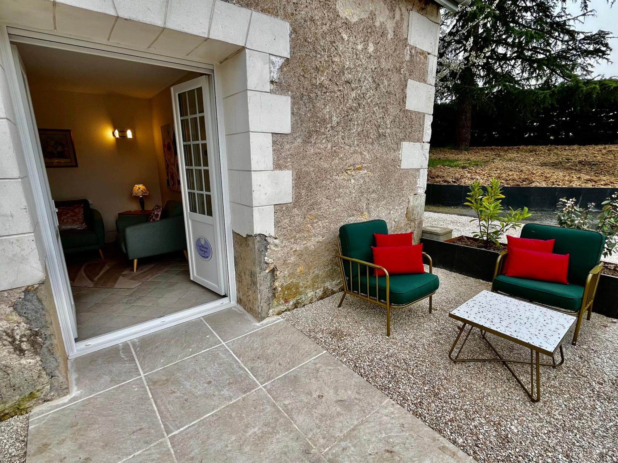 Sans Souci Bed And Breakfast Luxe Heated Pool And Restaurant Luzillé Esterno foto