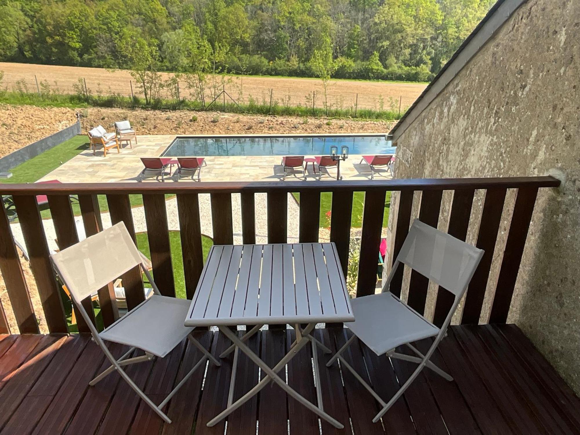 Sans Souci Bed And Breakfast Luxe Heated Pool And Restaurant Luzillé Esterno foto