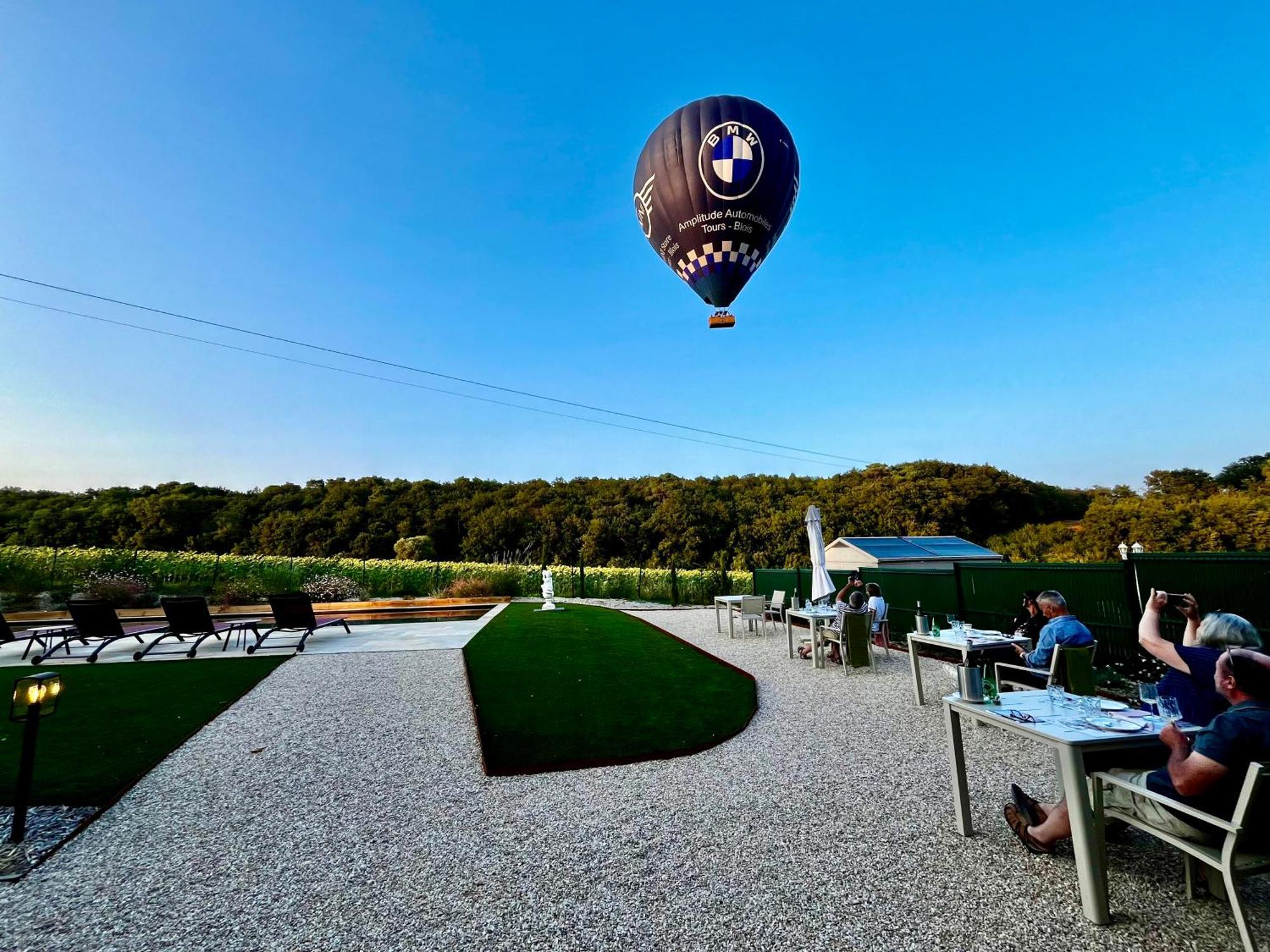 Sans Souci Bed And Breakfast Luxe Heated Pool And Restaurant Luzillé Esterno foto
